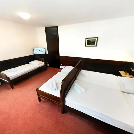 Lucija Hotel 3*