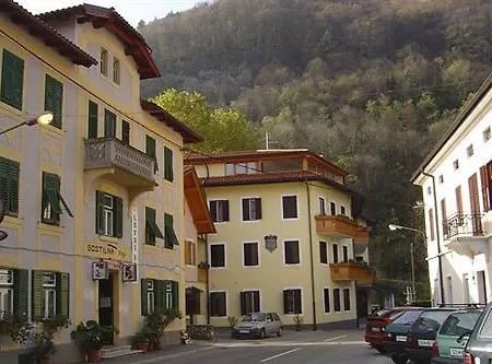 Hotell Lucija 3*