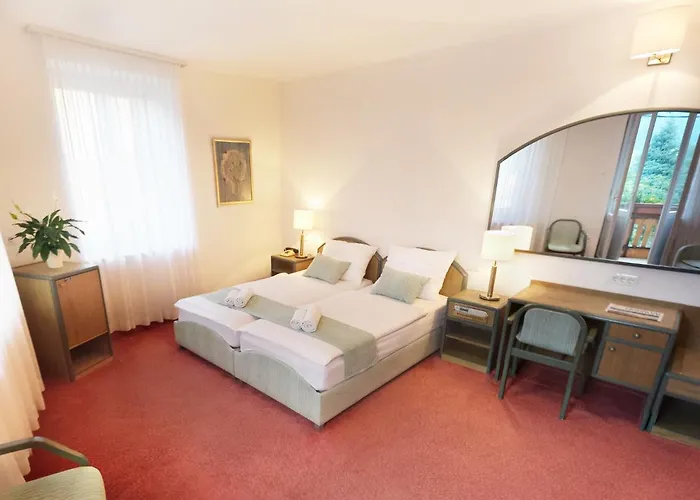 Hotel Lucija Most na Soči